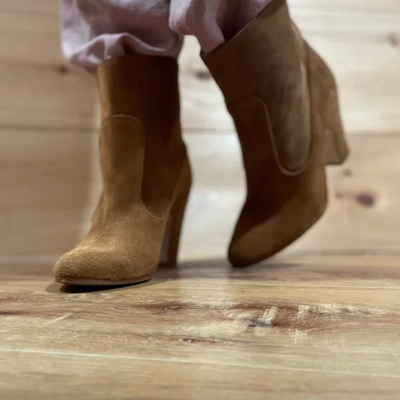 Zara Collection Camel Brown Suede Booties in Size 39 (US 8) - Picture 5 of 11